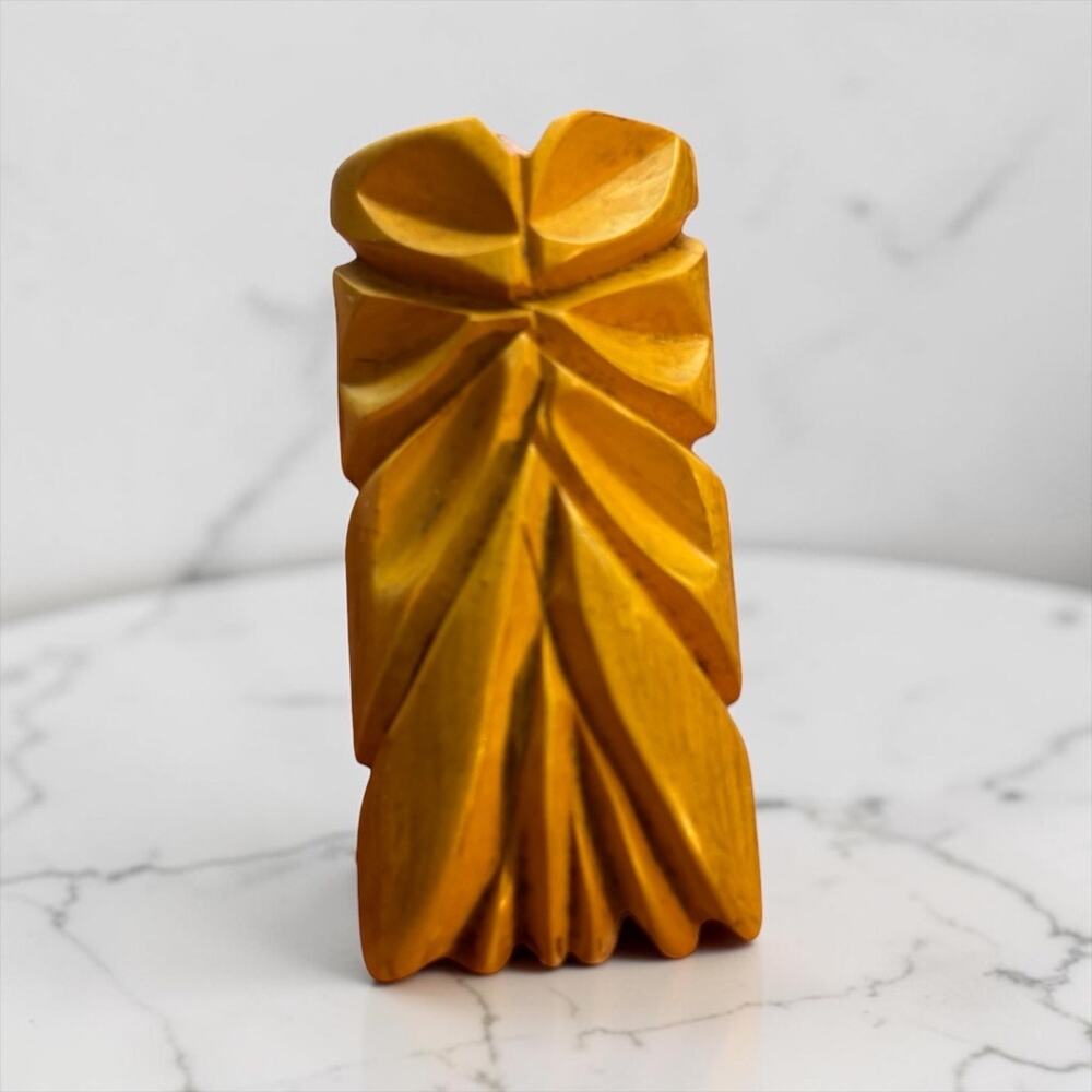 Butterscotch Bakelite Dress Clip Deco Fan Carved Honey Amber Geometric